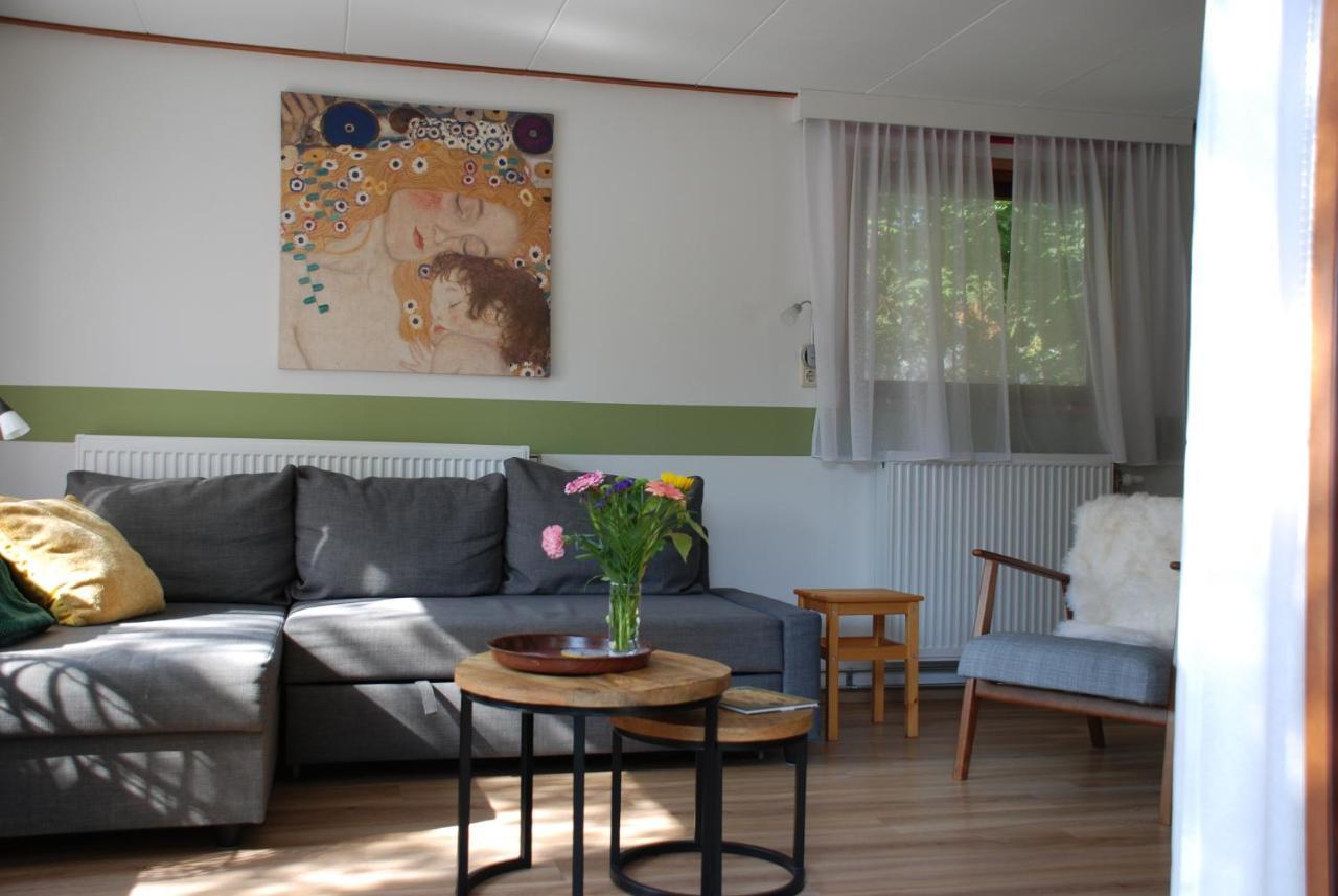Charmant Chalet Op Een Bospark Op De Veluwe Villa Putten Ngoại thất bức ảnh
